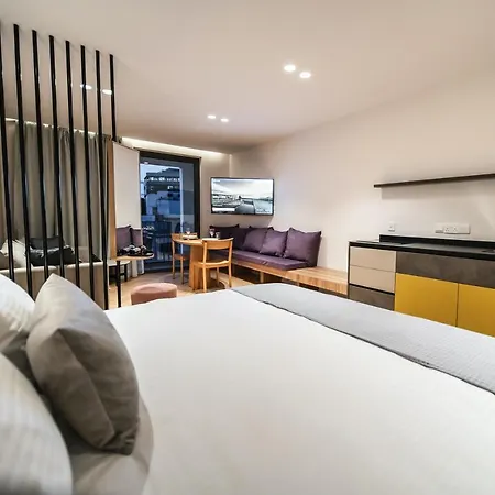 מלון דירות Alinea Center לימסול