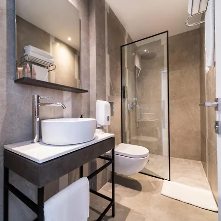 Alinea Center מלון דירות לימסול