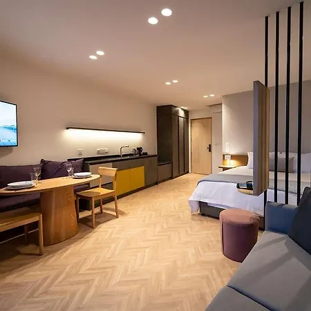Alinea Center מלון דירות לימסול