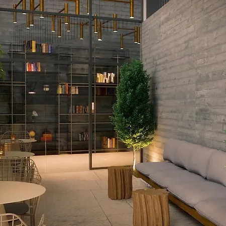 Alinea Center 4*