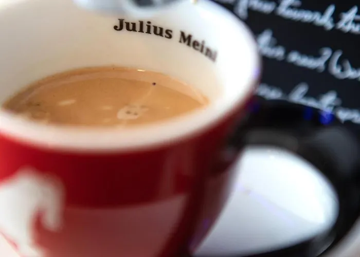 Alinea Center 4* Limassol