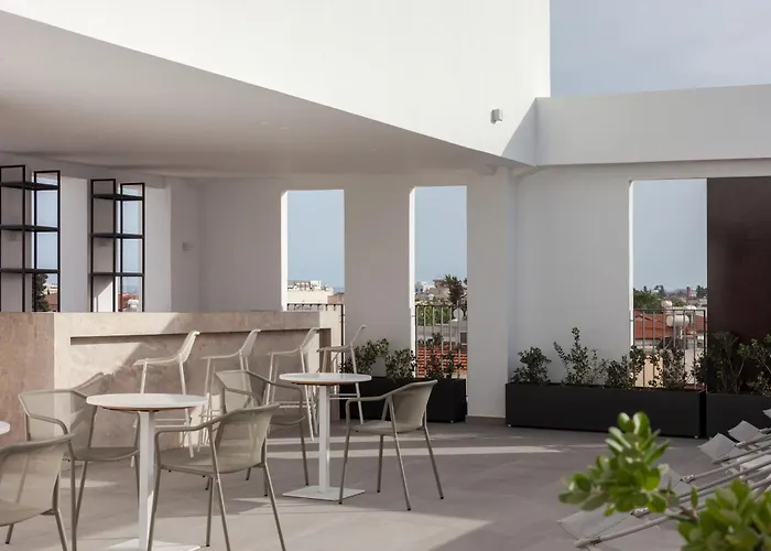 Alinea Center Apartahotel