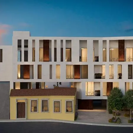 Ξενοδοχείο με διαμερίσματα Alinea Center 3*
