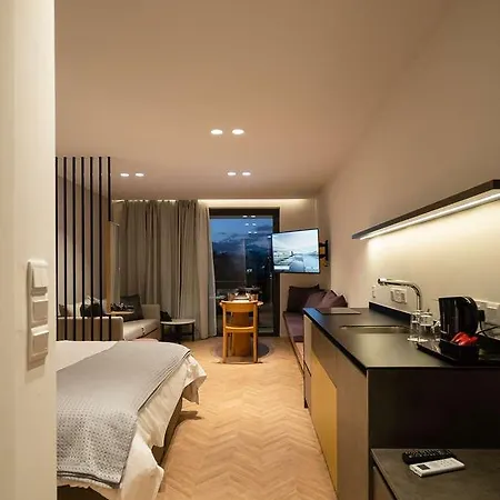 Alinea Center 4* Лимасол